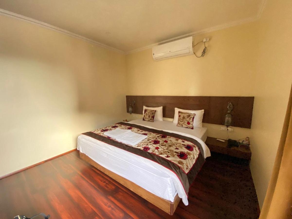 Hotel Green Rooms Srīnagar Kültér fotó